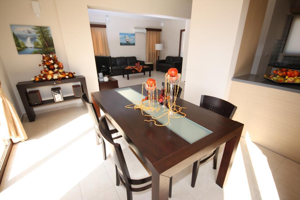 Holidays Villas بيسوري الغرفة الصورة